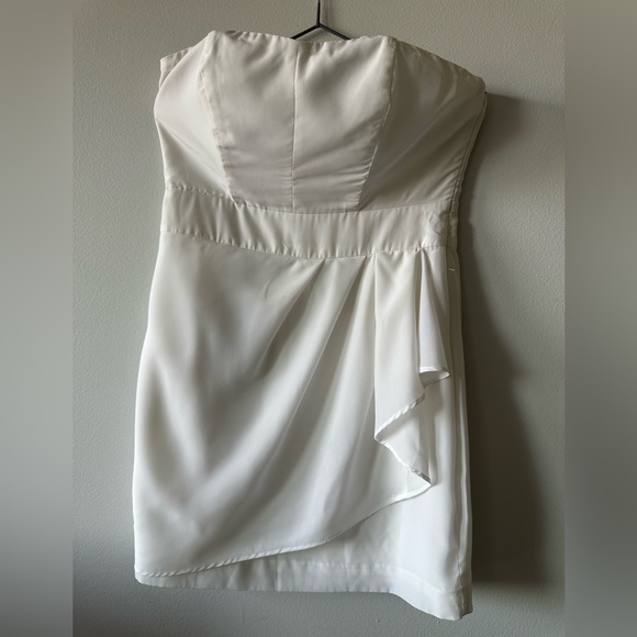 Guess by Marciano white strapless dress size 06 - Picture 1 of 6
